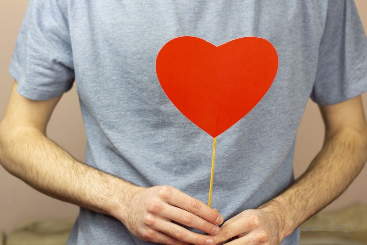 Sober & Single: How to Celebrate Valentine’s Day in Recovery & Have Fun